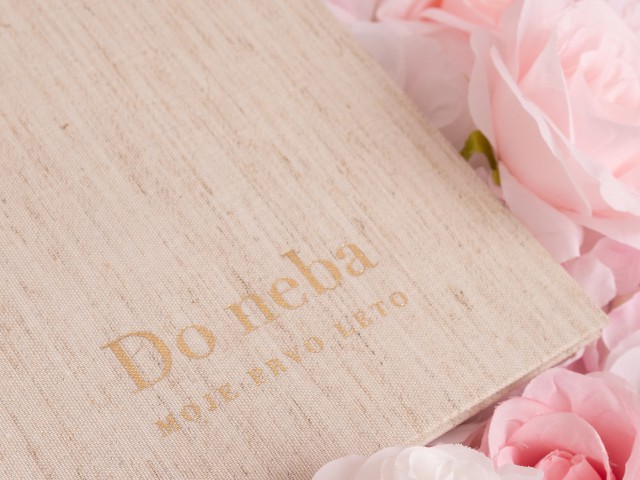 Personaliziran dojenčkov dnevnik Do Neba Personaliziran dojenčkov dnevnik Do Neba